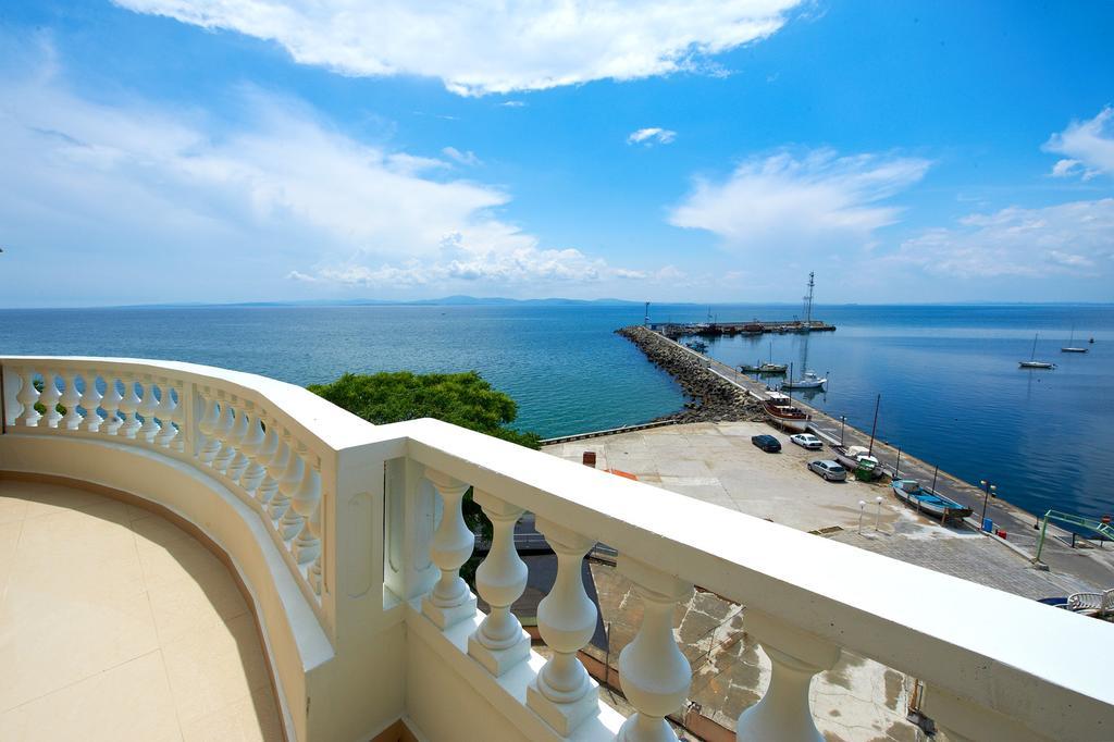 Family Hotel Paros Pomorie Room photo